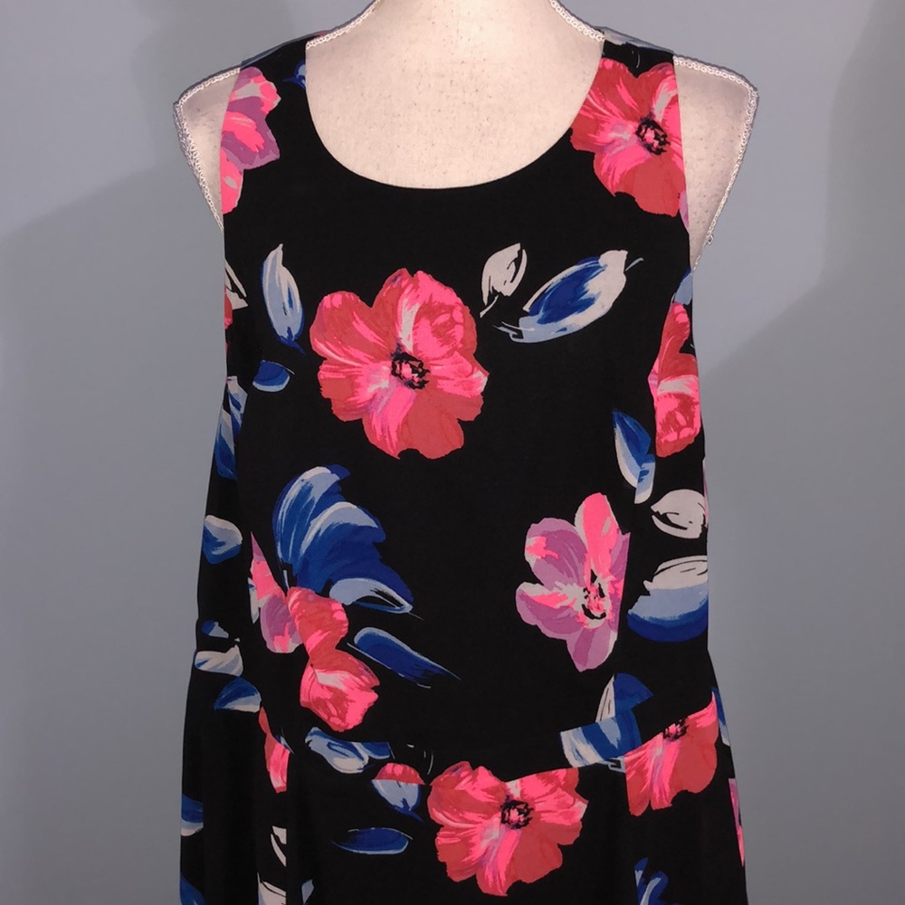 Torrid floral Georgette sleeveless maxi dress - Picture 8 of 10